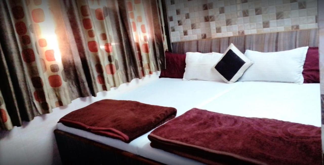 Ajanta Hotel 100 Mtrs Railway Station & 400 Mtrs Dargah Adźmer Zewnętrze zdjęcie