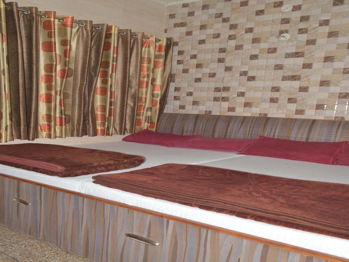 Ajanta Hotel 100 Mtrs Railway Station & 400 Mtrs Dargah Adźmer Zewnętrze zdjęcie