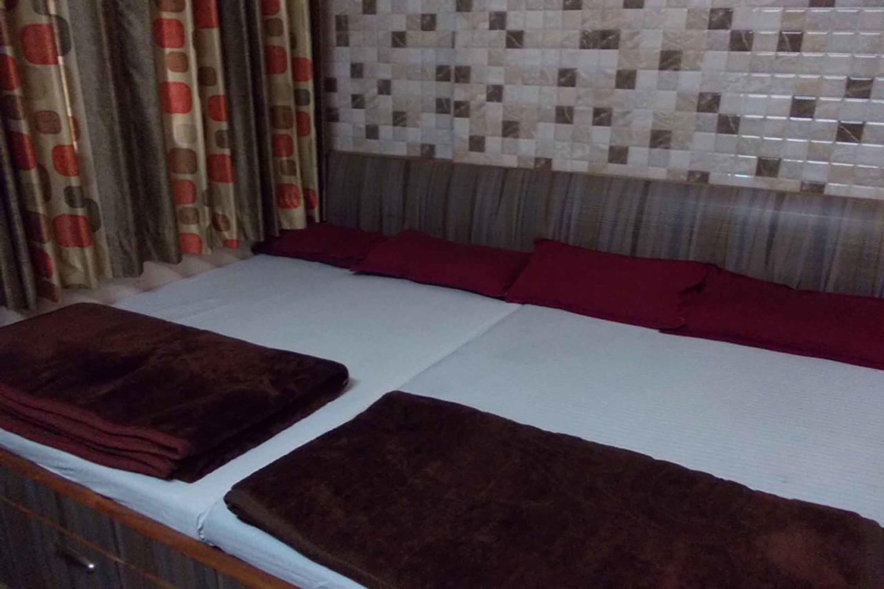Ajanta Hotel 100 Mtrs Railway Station & 400 Mtrs Dargah Adźmer Zewnętrze zdjęcie